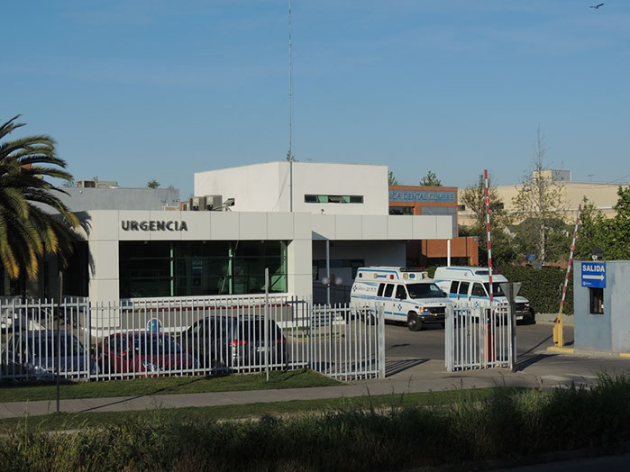 Archivo:Urgencia Clinica Isamédica, Rancagua.jpg