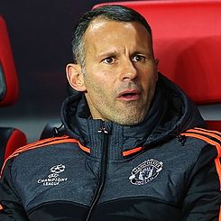 Archivo:Giggs wales.jpg