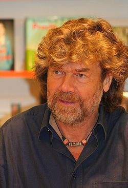 250px-Reinhold Messner in Koeln 2009.jpg