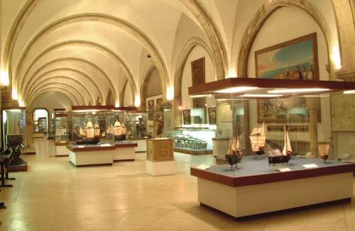 Archivo:Museo-de-la-marina.jpg