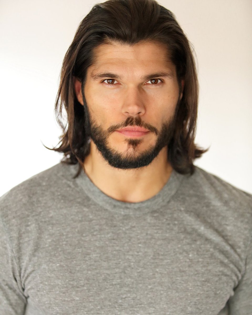 Taylor James - EcuRed