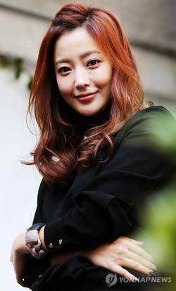 Kim Hee Sun23.jpg