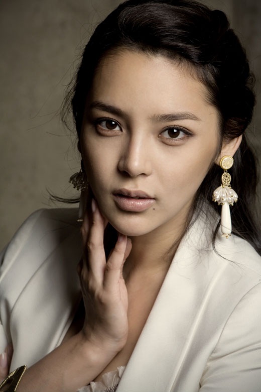 Park Si Yeon
