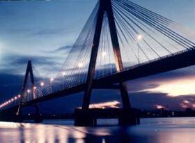 Archivo:Puente Internacional San Roque González de Santa Cruz.jpg