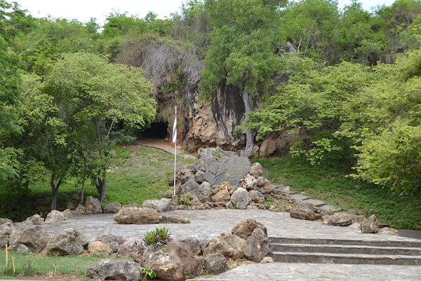 Archivo:Monumento Alberto Delgado.png