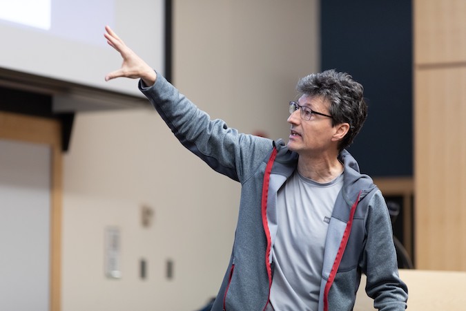 Archivo:Gabriel Plamen.jpg