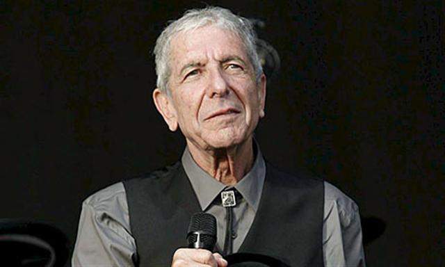 Archivo:Leonard-Cohen-en-concierto (Small).jpg