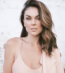 Archivo:Serinda Swan8.jpg
