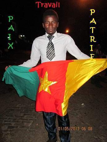 Akim bandera Camerun.jpg
