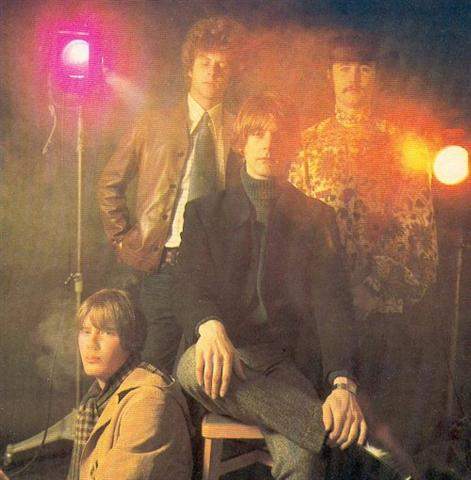 Archivo:TheByrds2.jpg