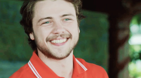 Archivo:CJOPTolga SaritasAfynS.jpg