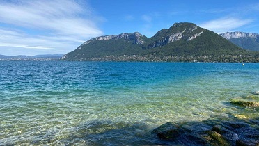 Archivo:Lago-Annecy.jpg
