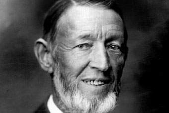 Archivo:Carl Hagenbeck.jpg