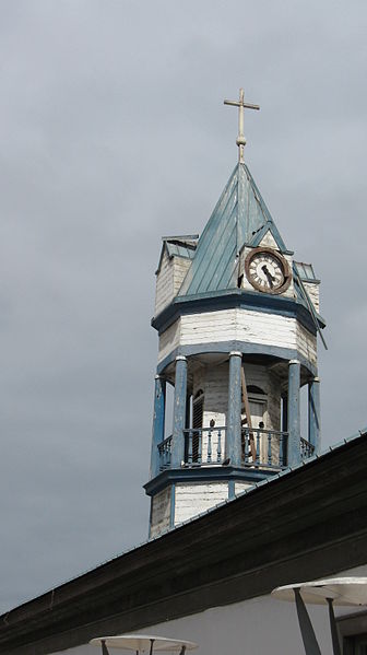 Archivo:Vista posterior del Campanario.jpg