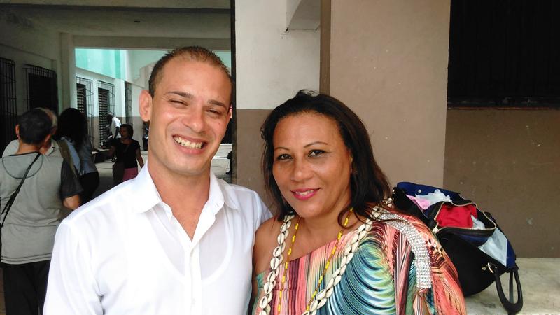 Archivo:Alwin Damian y María Victoria Rodríguez.jpg