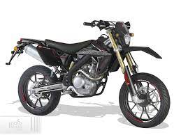 Rieju Marathon 125 SM 2018.jpg