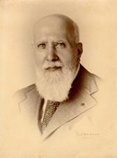 Víctor Manuel Rendón.jpg