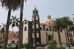 240px-Iglesia de la Concepción La Orotava lateral.JPG