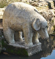 Fuente del elefante.png