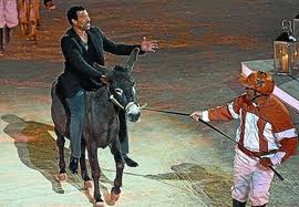 Archivo:Lionel en un burro.jpg