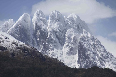 Archivo:PNAAgostini Cordillera Darwin.jpg