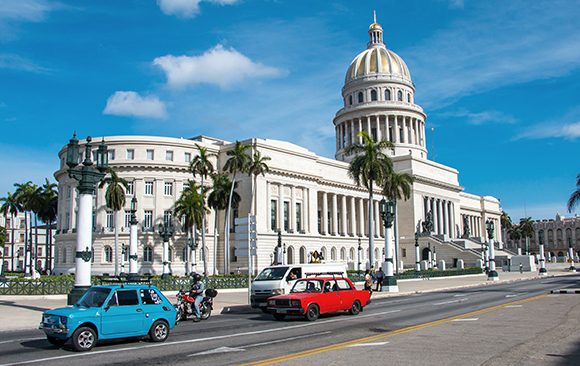 Archivo:Capitolio-la-habana-cuba 10-580x366.jpg