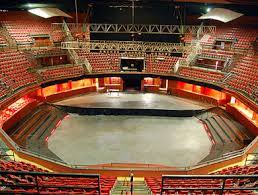Archivo:Platea baja, teatro Caupolicán.jpg