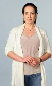 Cássia Maria Oliveira Linhares.jpg