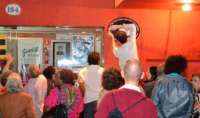 Archivo:Teatro heleny guariba andre bogdan.jpg