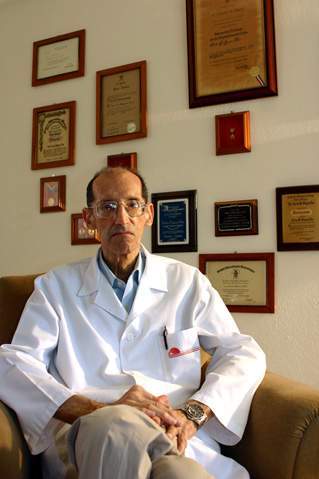 Archivo:533 Carlos Miyares.jpg