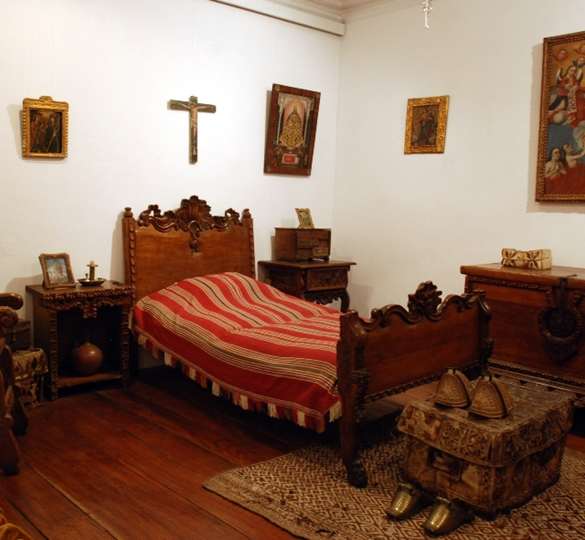 Archivo:Decoración Siglo XVII.jpg