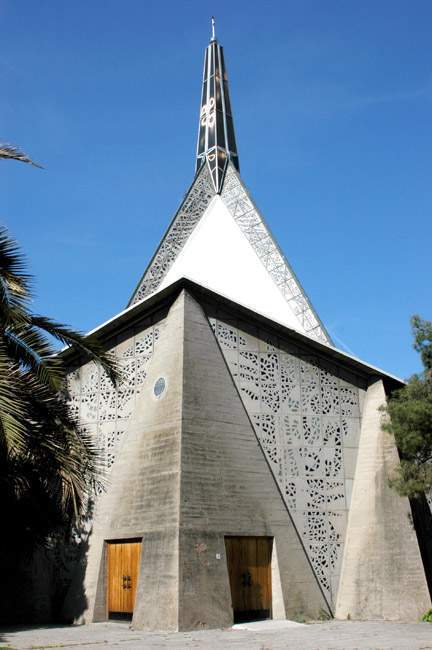 Iglesia_de_Nuestra_Se%C3%B1ora_de_Guadalupe.jpg