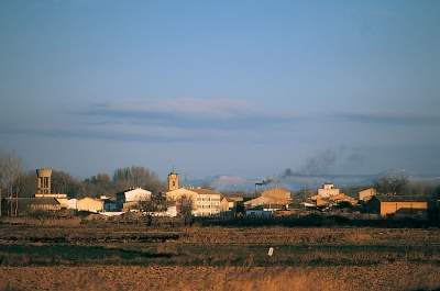 Archivo:Cabañas de Ebro.jpg