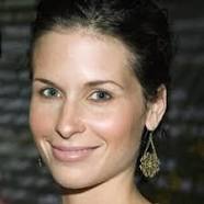 Archivo:Holly Elissa Dignard.jpg