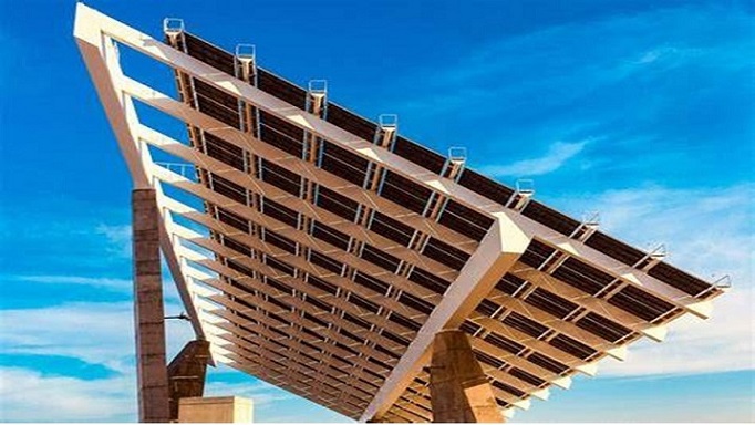 Archivo:Panel bifacial En una pérgola.jpg