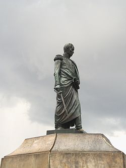 Estatua de la plaza de Bolvar en Bogot.JPG