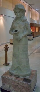 Diosa del Vaso que Mana.JPG