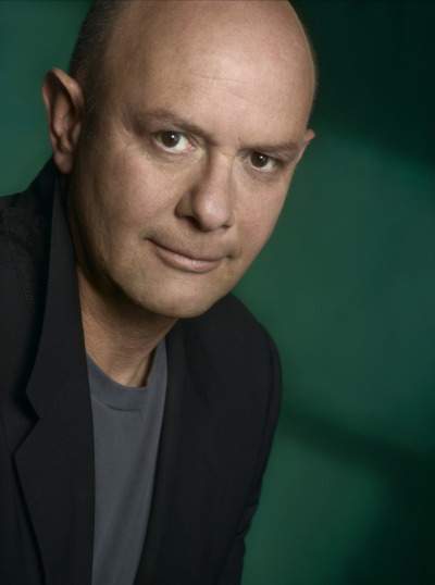 Archivo:Nick Hornby.jpg