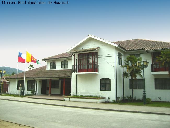 Archivo:Municipalidad de Hualqui.jpg