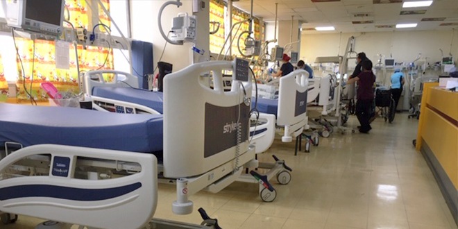 Archivo:Modernas camas-hospital Padre Hurtado.jpg