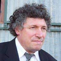 Dr. Roberto Ventura.jpg