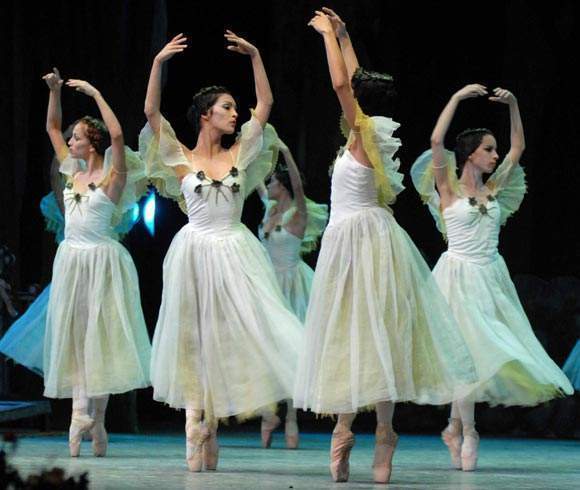 Archivo:Saerpil ballet-camaguey.jpg