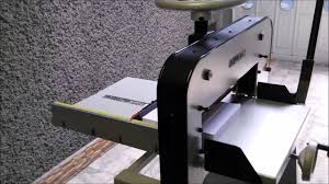 Archivo:Guillotina Papel1.jpg