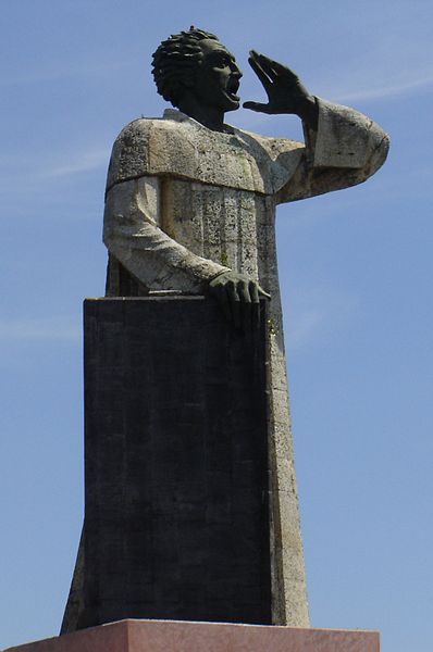 Archivo:MonumentoH.jpeg