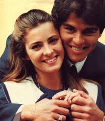 Archivo:Cenizas y diamantes.jpeg
