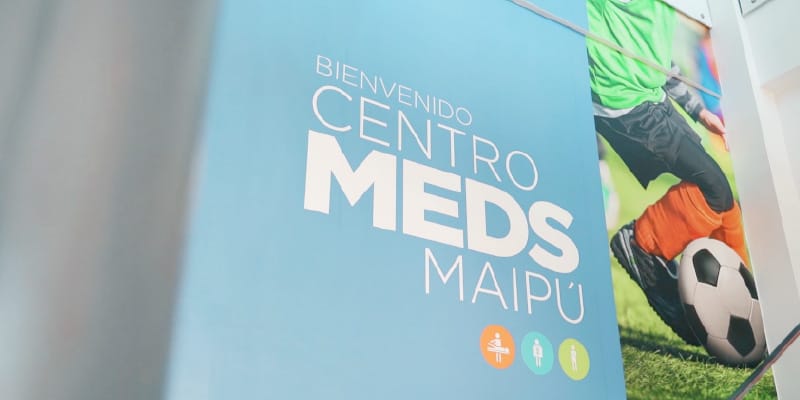 Archivo:Centro Meds-maipu-2.jpg