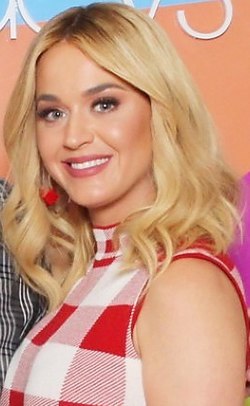 250px-Katy Perry 2019 (cropped).jpg