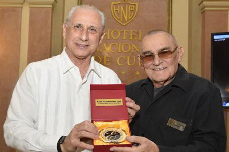 Archivo:Antonio Martinez Rodriguez-Premio Excelencias.jpg