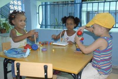 Archivo:Círculo infantil Sancti Spiritus Sonrisas infantiles.jpg