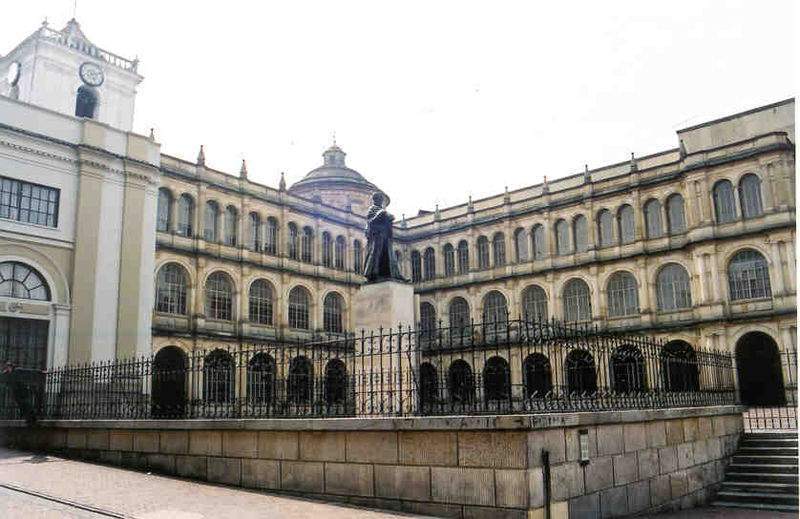 Colegio Mayor de San Bartolomé - EcuRed